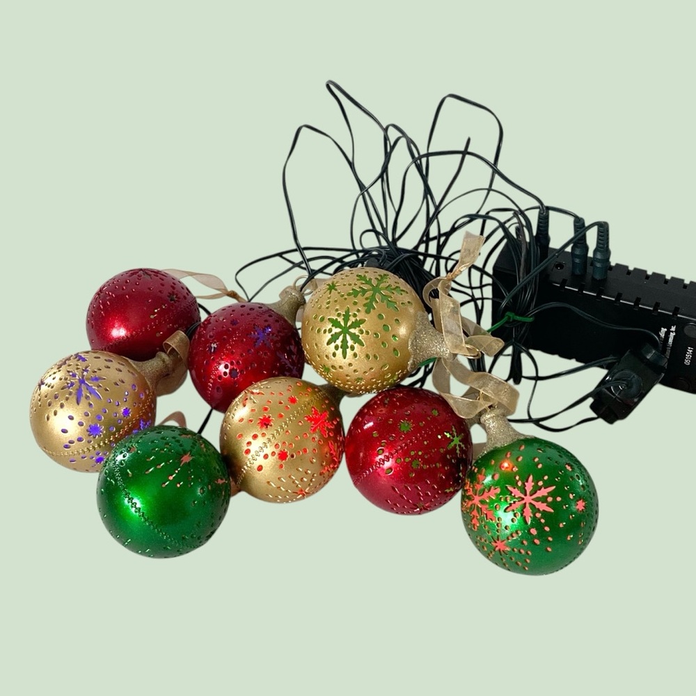 Vintage Hallmark Snowflake Snowball Ornaments Color Changing String Lights